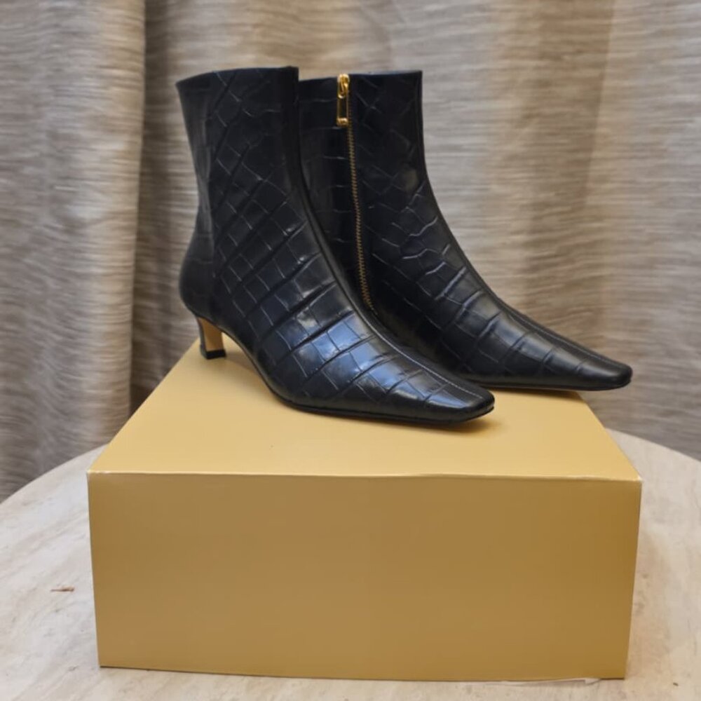 MICHAEL Michael Kors Womens Cosmo Croc Embossed Kitten Heel Booties Size 7